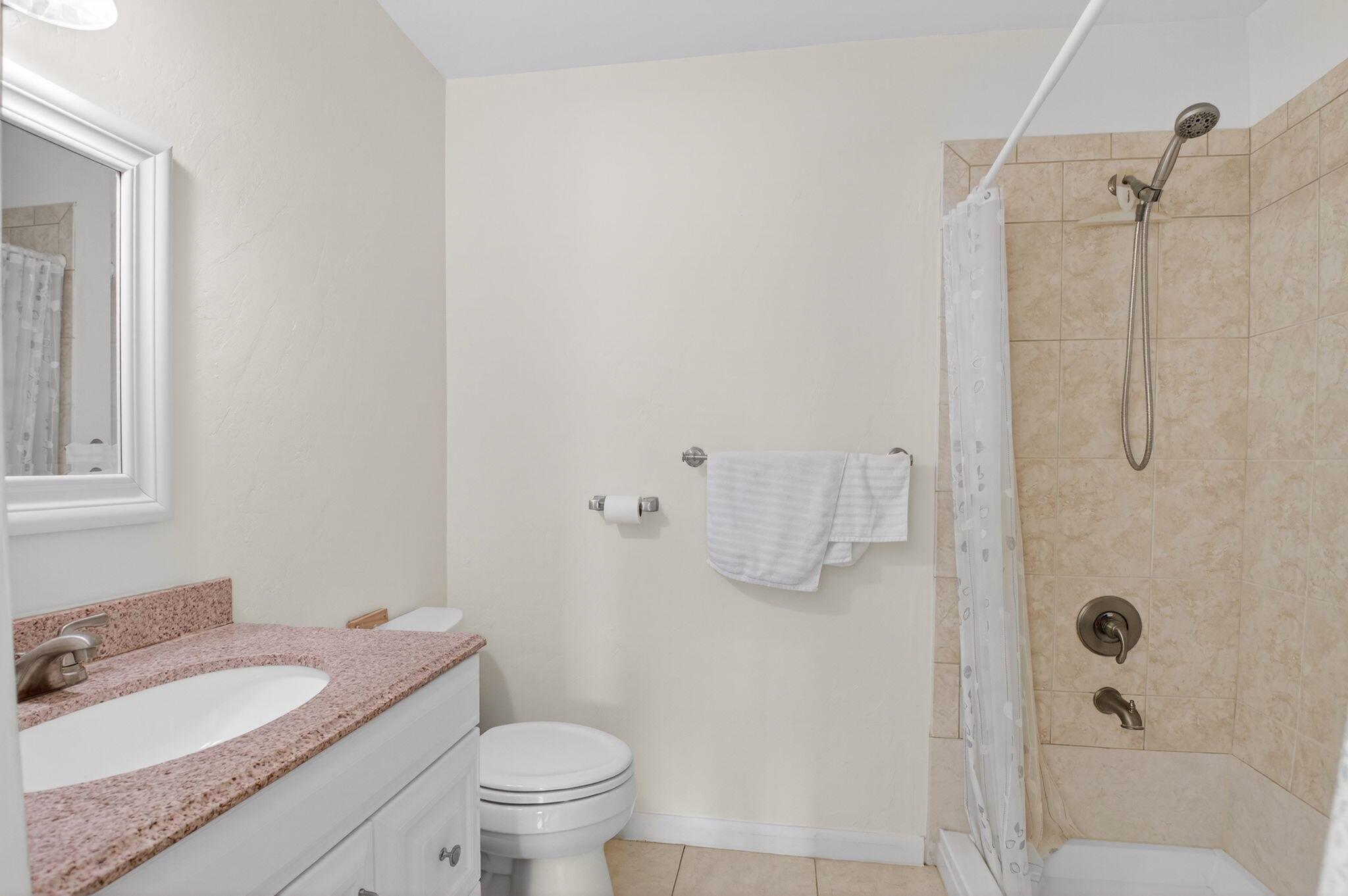 PALM GREENS AT VILLA DEL RAY CONDO II - Residential