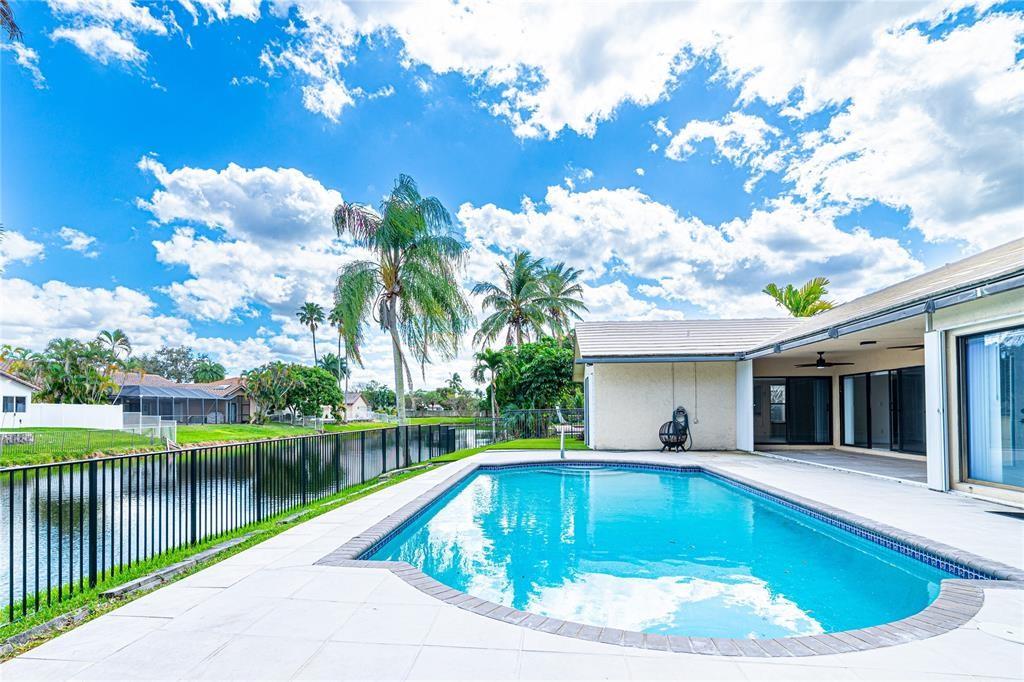 Jacaranda Prcl 274 132-8 - Residential Lease