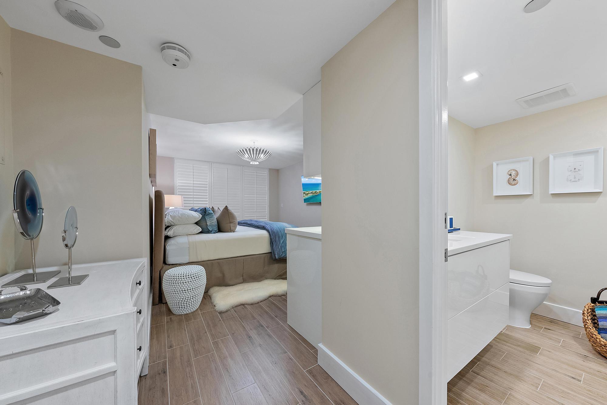 TWENTY SEVEN SEVENTY SOUT - Residential