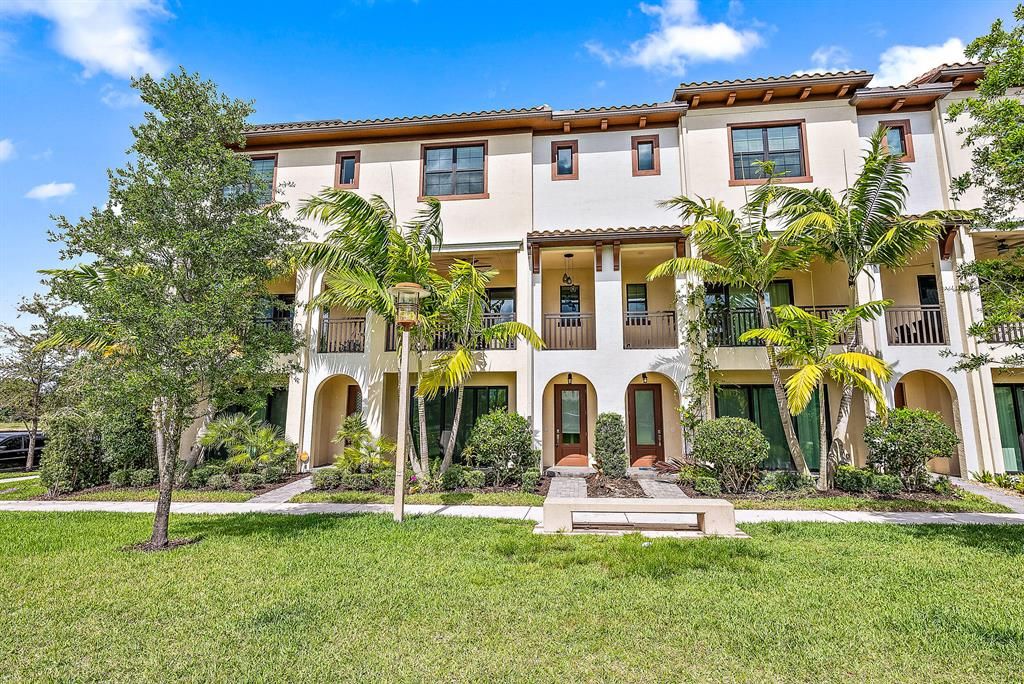 Photo of 12764 Machiavelli Way, Palm Beach Gardens, FL 33418 (MLS # R10861118)