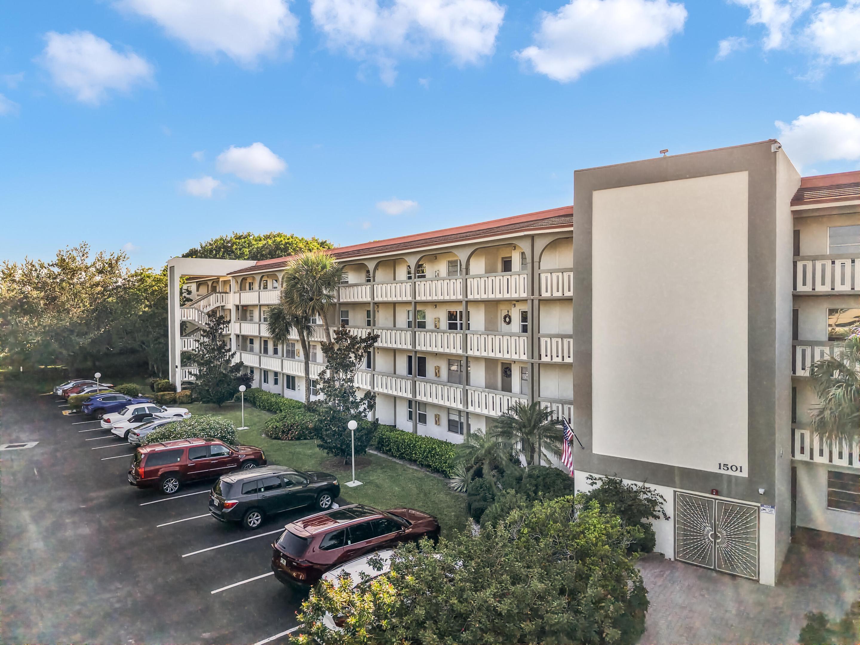 1501 Cayman Way C-1