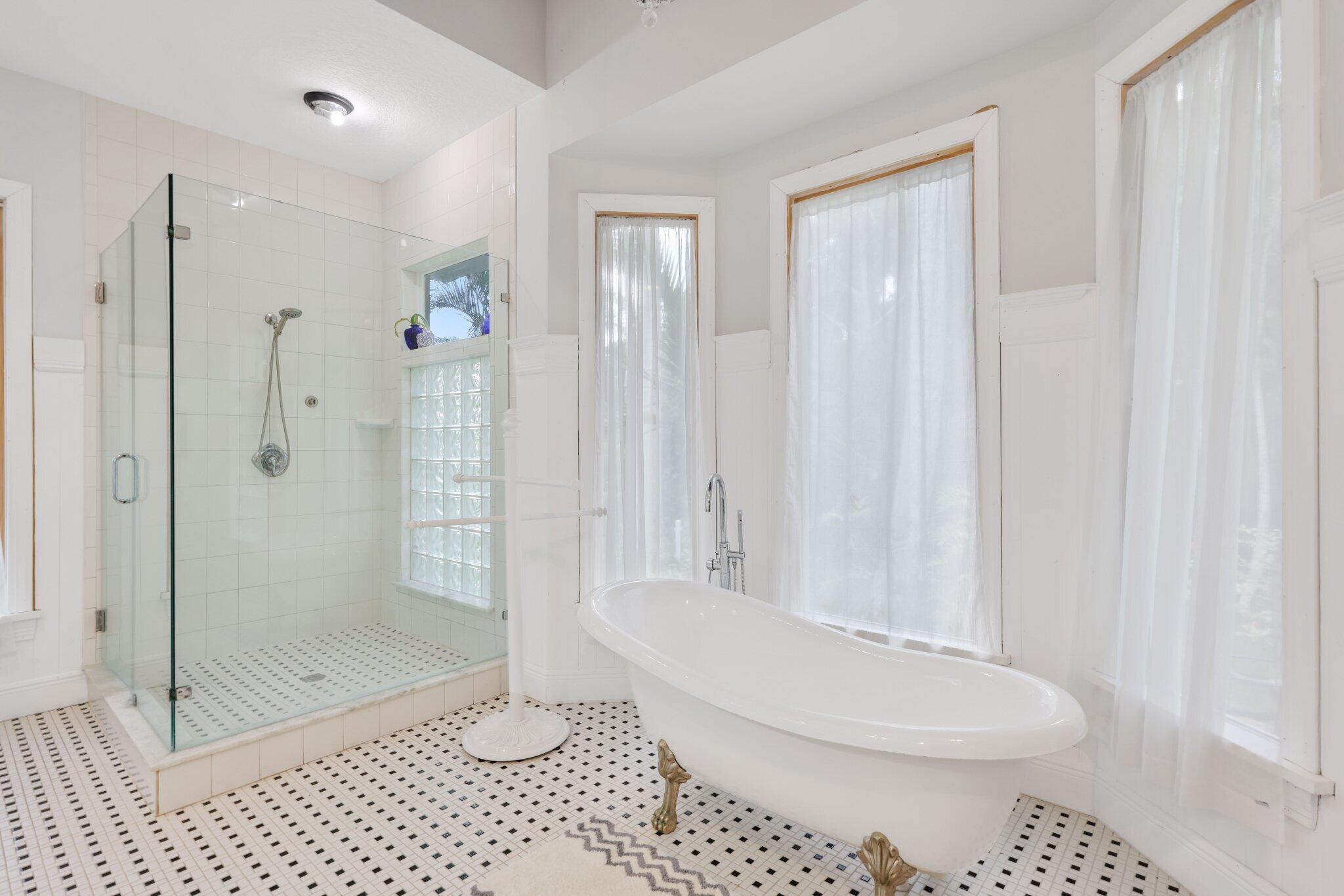 Island Country Estates - Residential