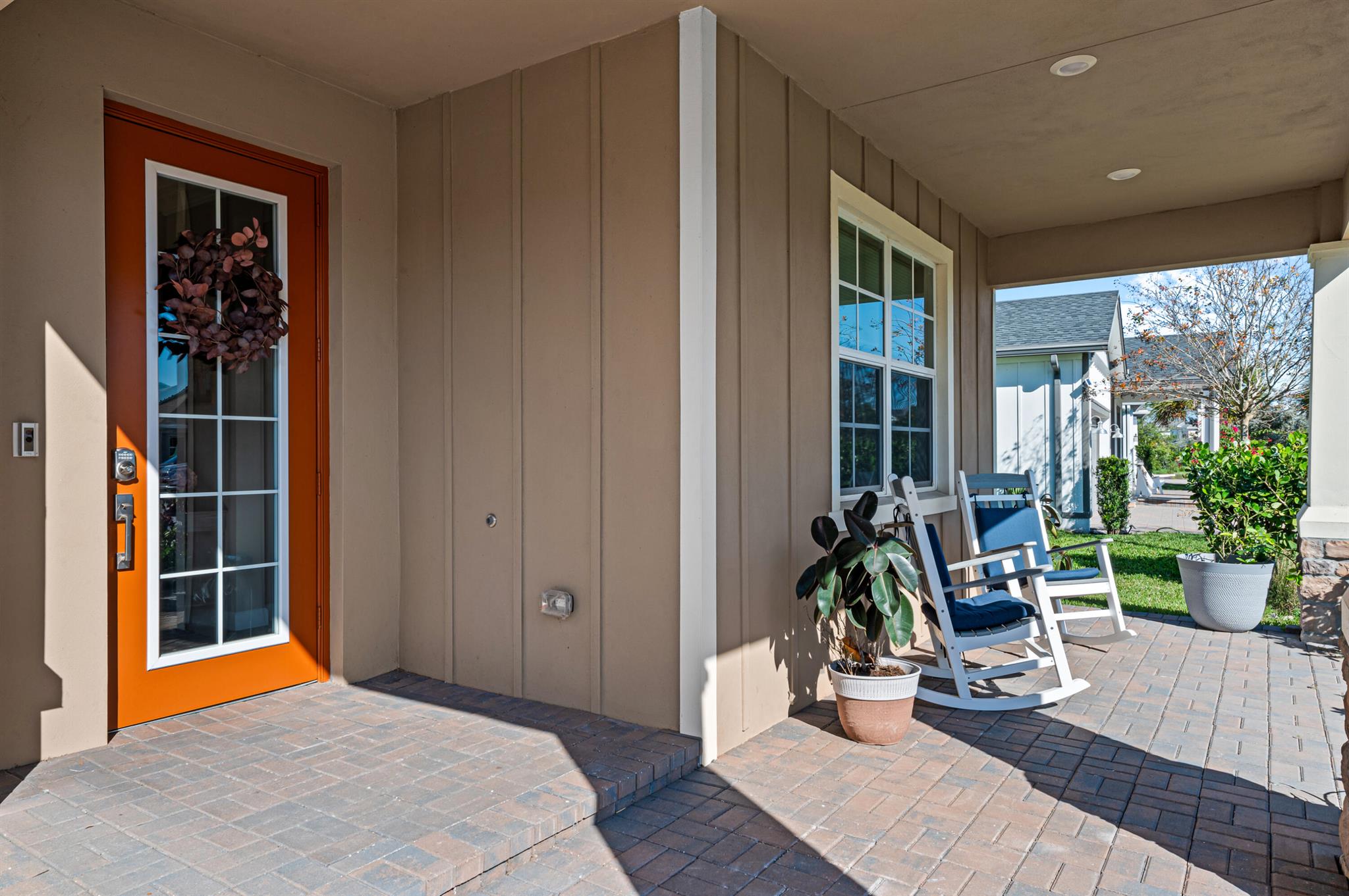 19420 Broad Shore Walk
