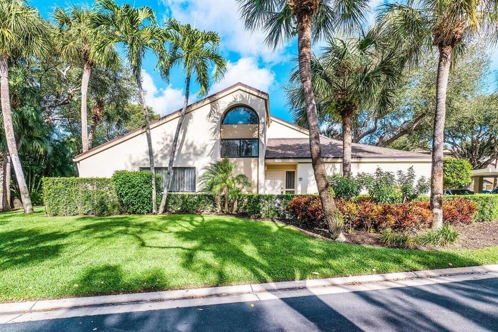 Photo of 216 Oak Harbour Drive #216, Juno Beach, FL 33408 (MLS # R10853625)