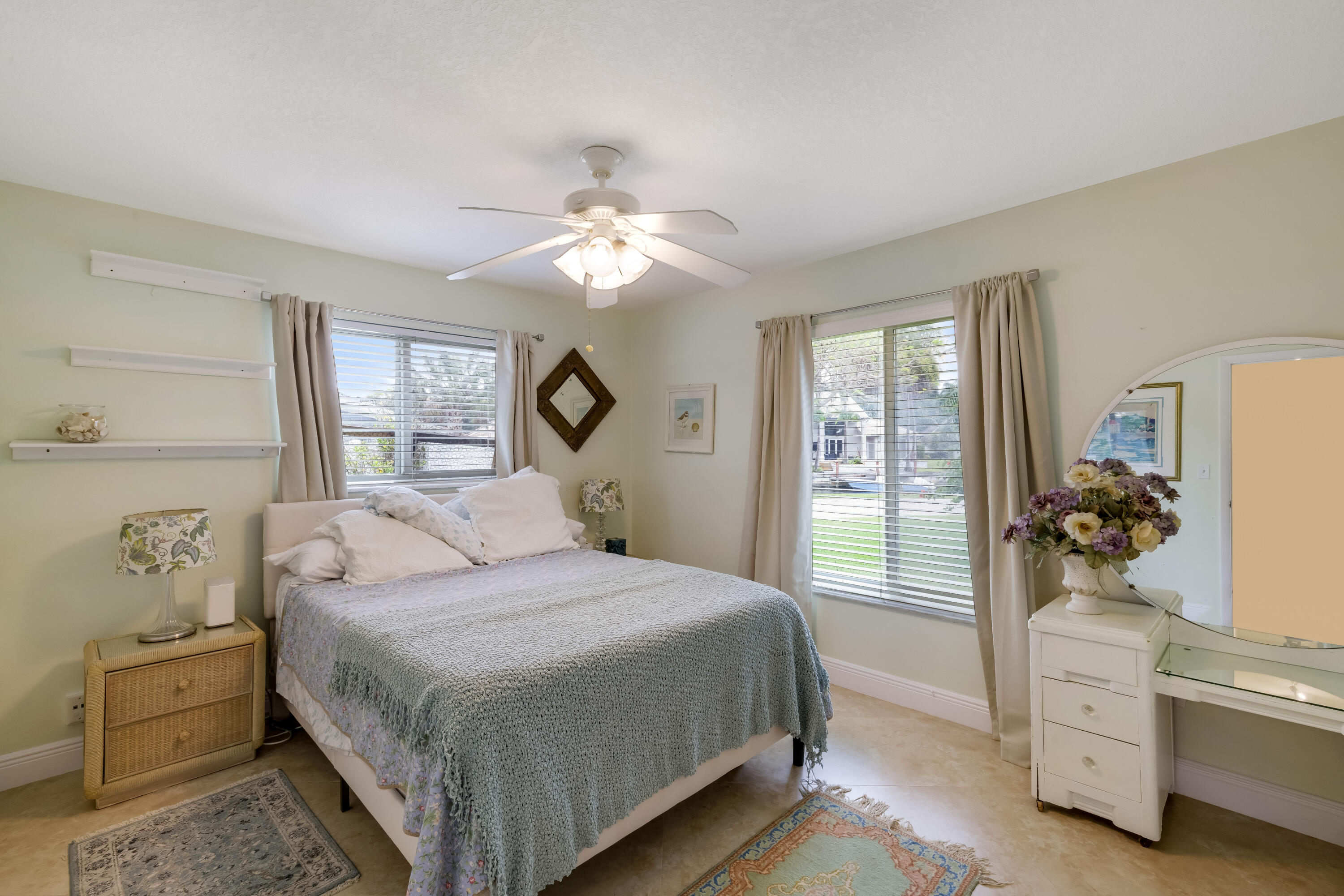 COVE HOMESITES - Residential