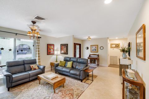 Tiny photo for 1920 SW 58th Avenue, Plantation, FL 33317 (MLS # B26021768)