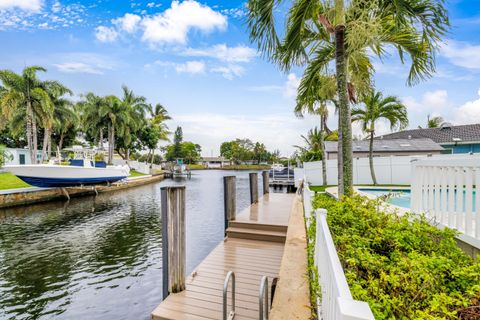 Tiny photo for 1920 SW 58th Avenue, Plantation, FL 33317 (MLS # B26021768)