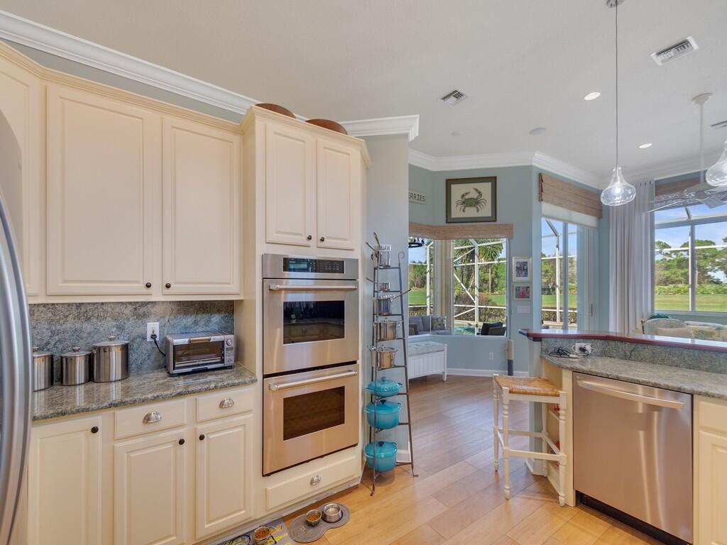 CYPRESS POINT - Residential