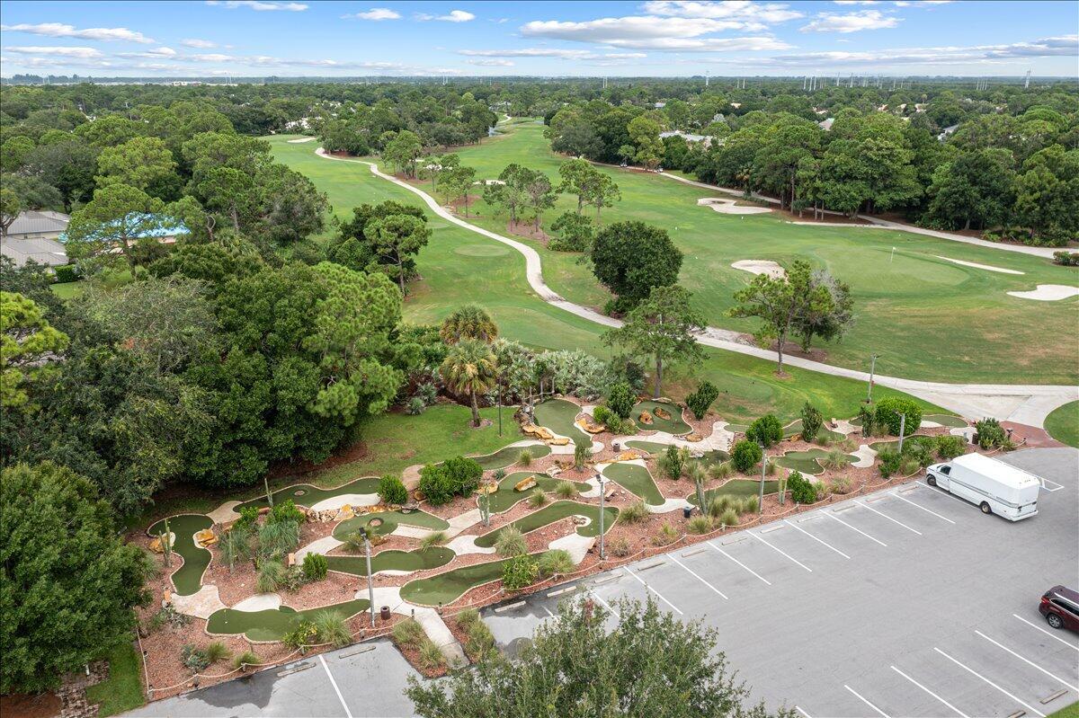 CYPRESS POINT - Residential