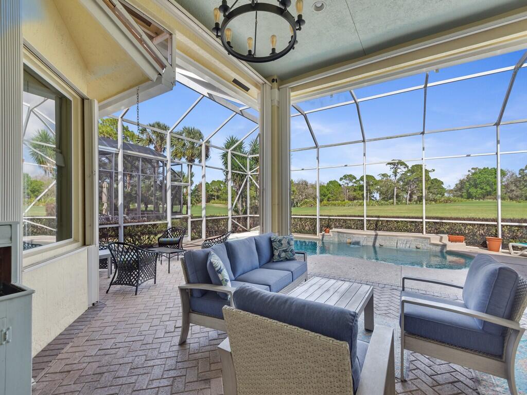 CYPRESS POINT - Residential