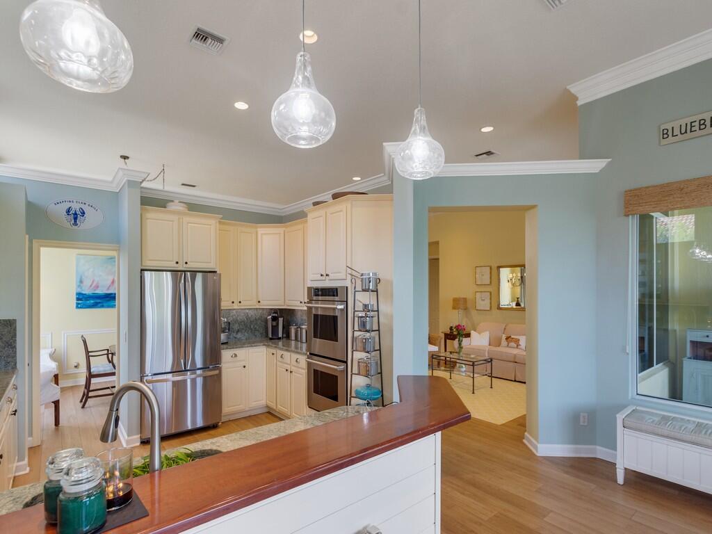 CYPRESS POINT - Residential