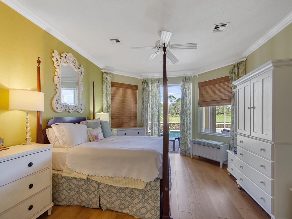 CYPRESS POINT - Residential