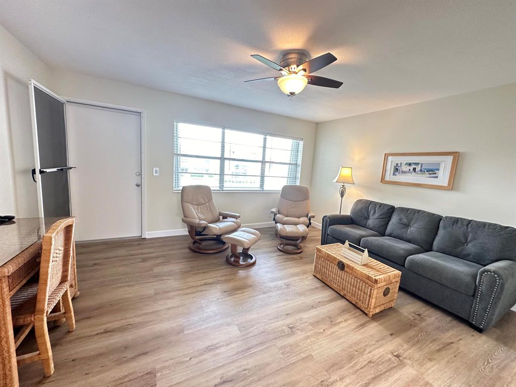 Photo of 530 Horizons E #207, Boynton Beach, FL 33435 (MLS # R11088083)