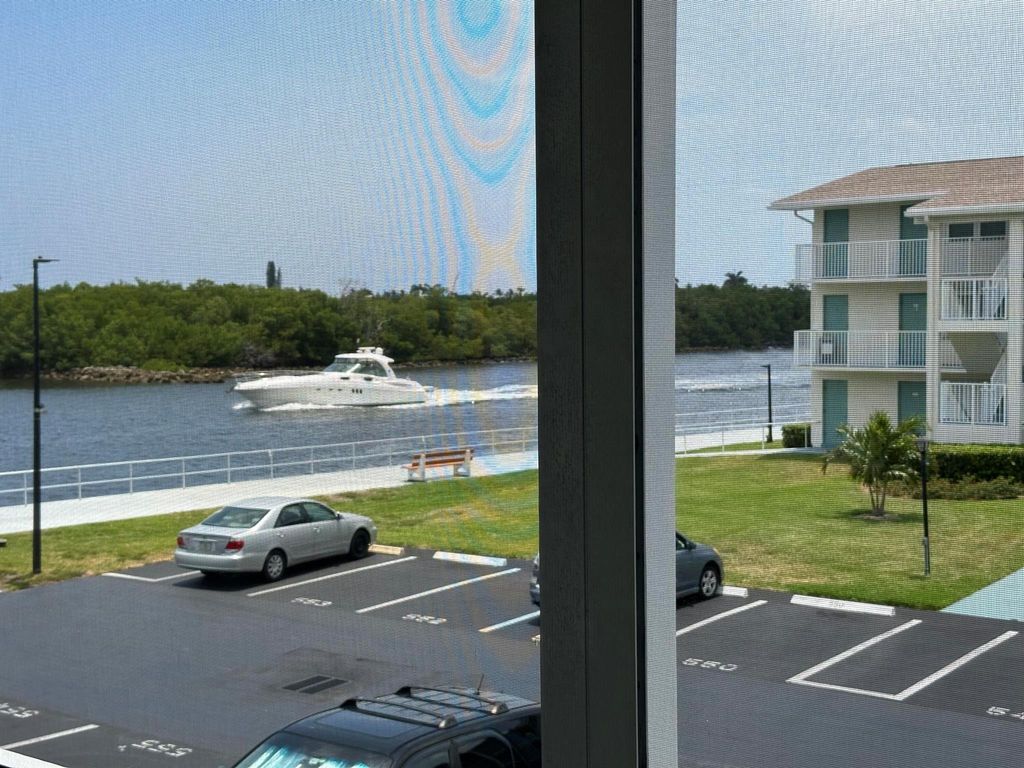 Photo of 530 Horizons E #207, Boynton Beach, FL 33435 (MLS # R11088083)