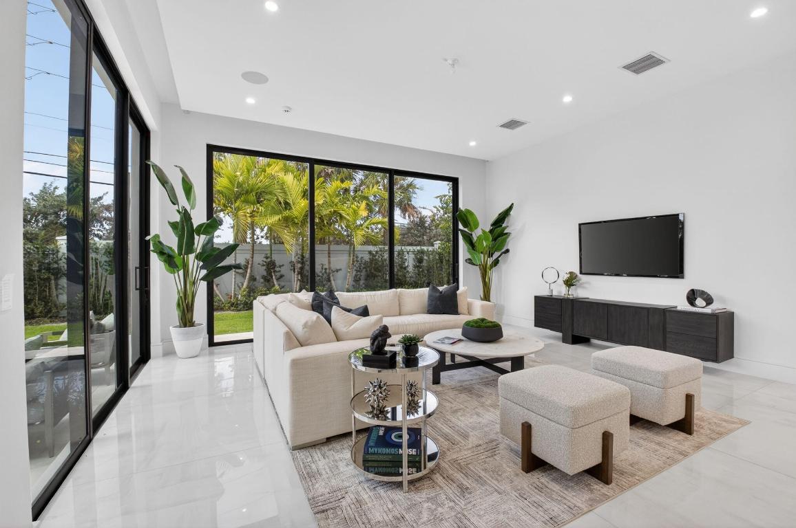 DELRAY RIDGE - Residential