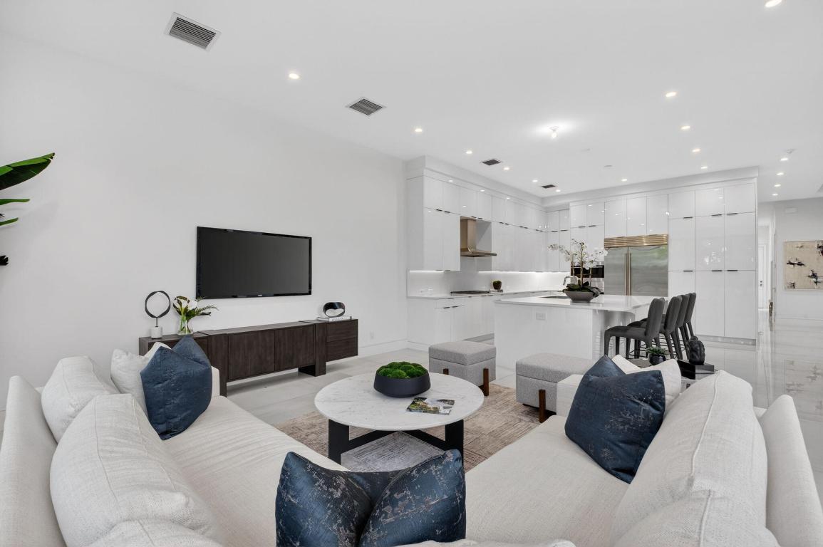 DELRAY RIDGE - Residential