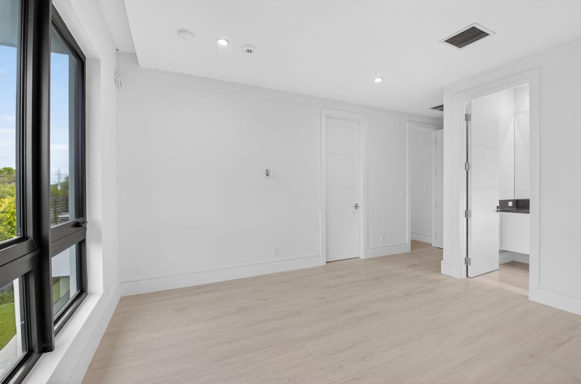 DELRAY RIDGE - Residential