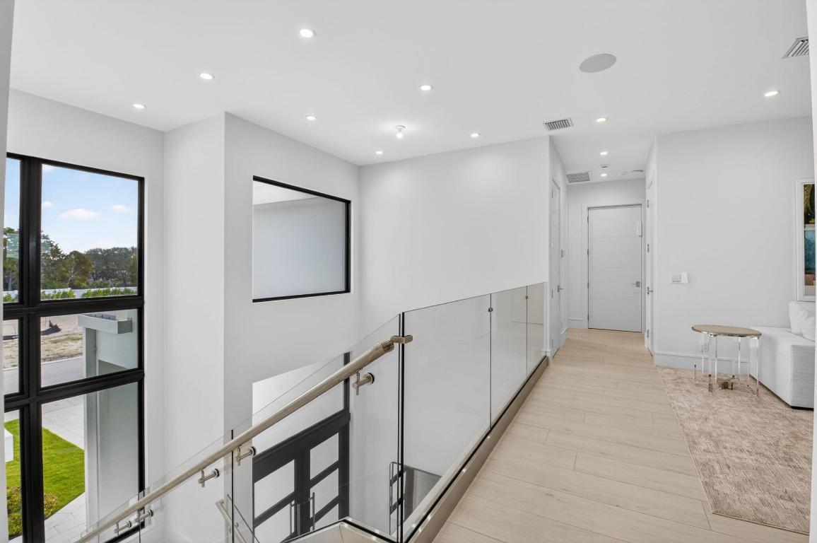 DELRAY RIDGE - Residential