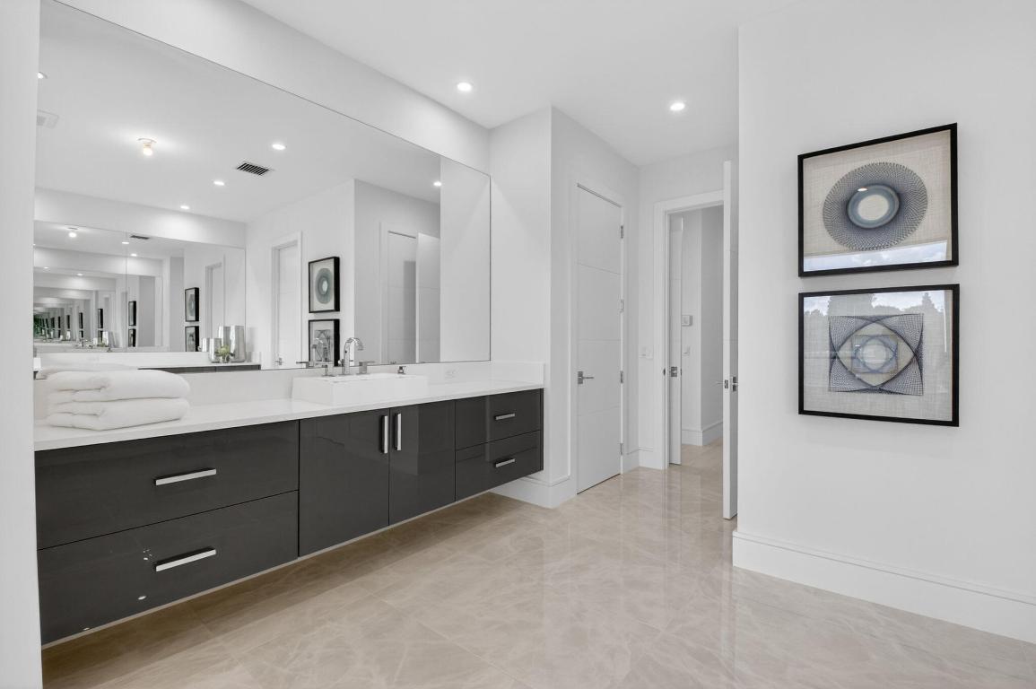 DELRAY RIDGE - Residential