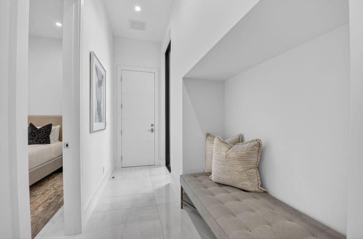 DELRAY RIDGE - Residential