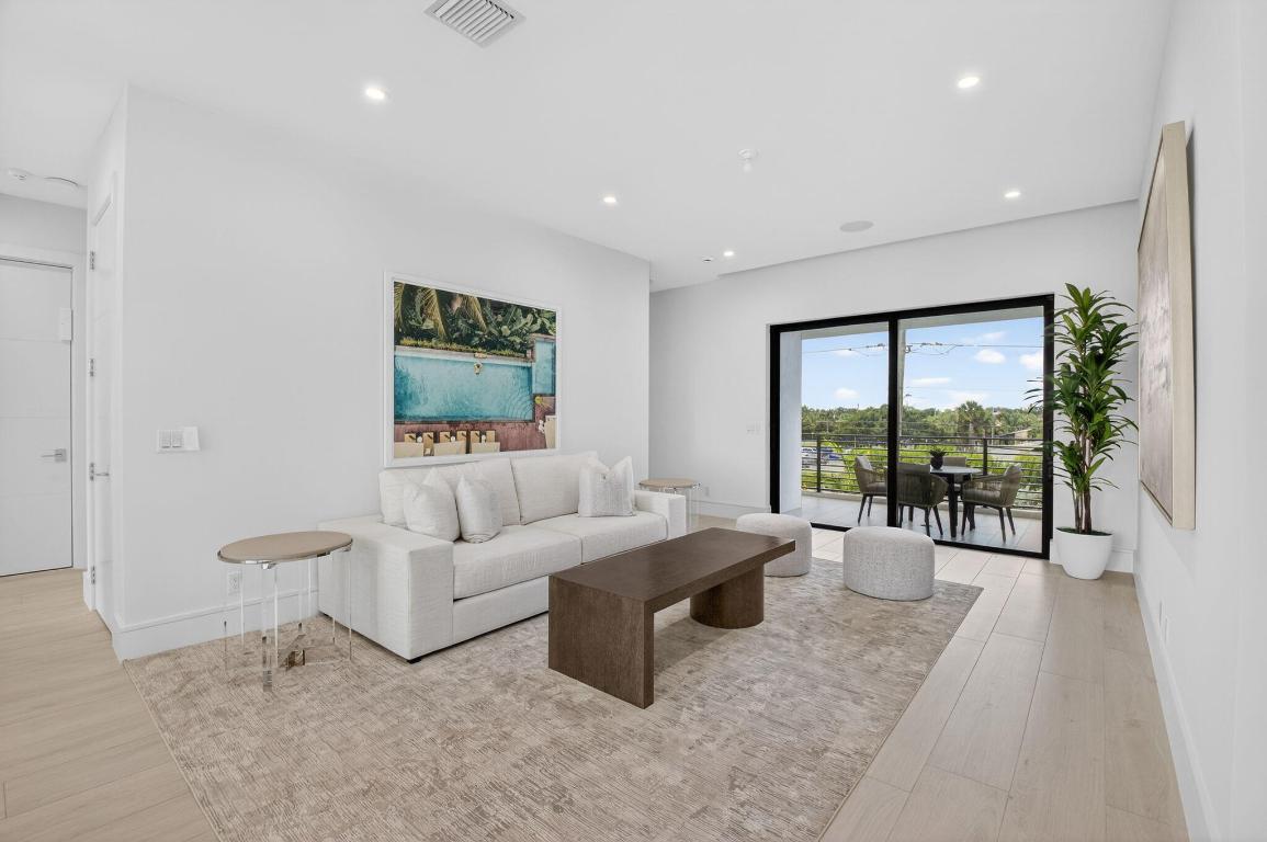 DELRAY RIDGE - Residential