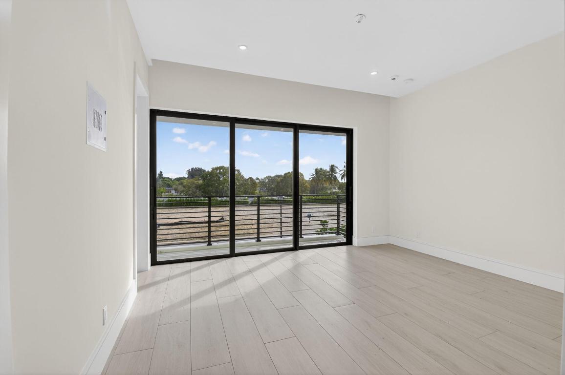 DELRAY RIDGE - Residential