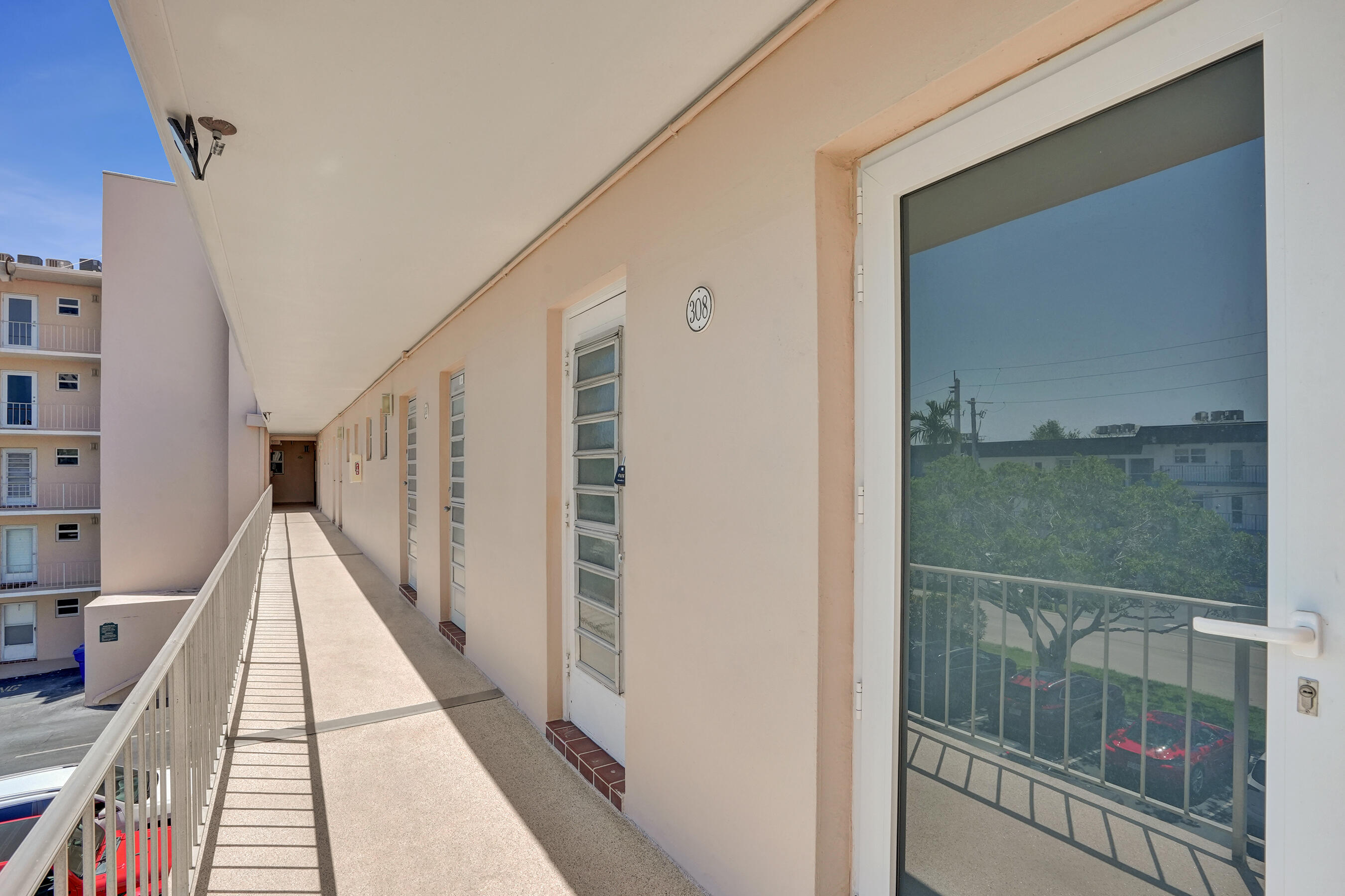 LEISURE GARDENS CONDO - Residential