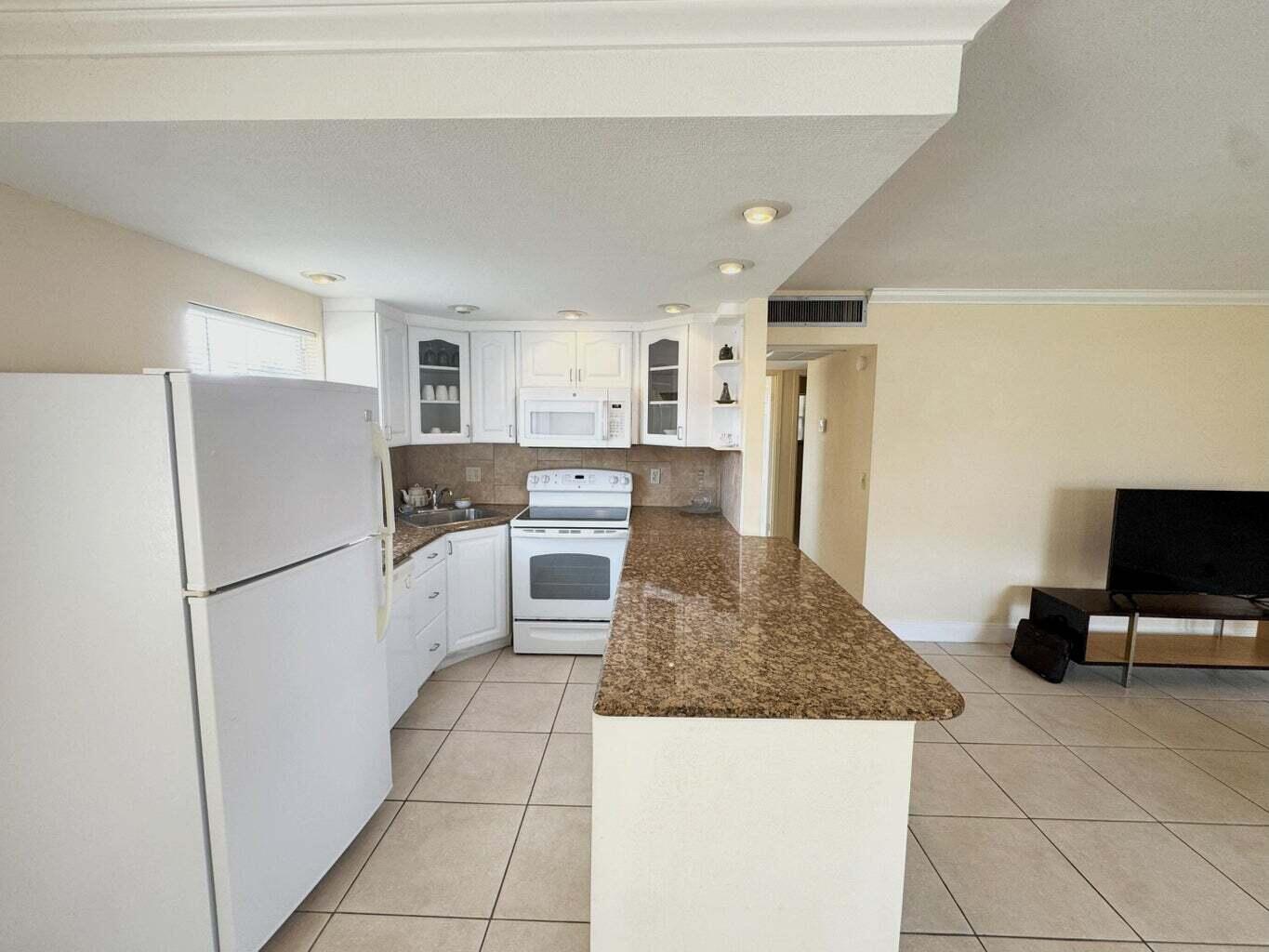 KINGS POINT SEVILLE CONDO - Residential