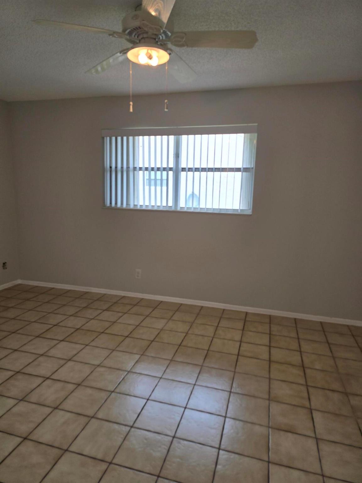 GOLDEN LAKES VILLAGE COND - Residential Lease