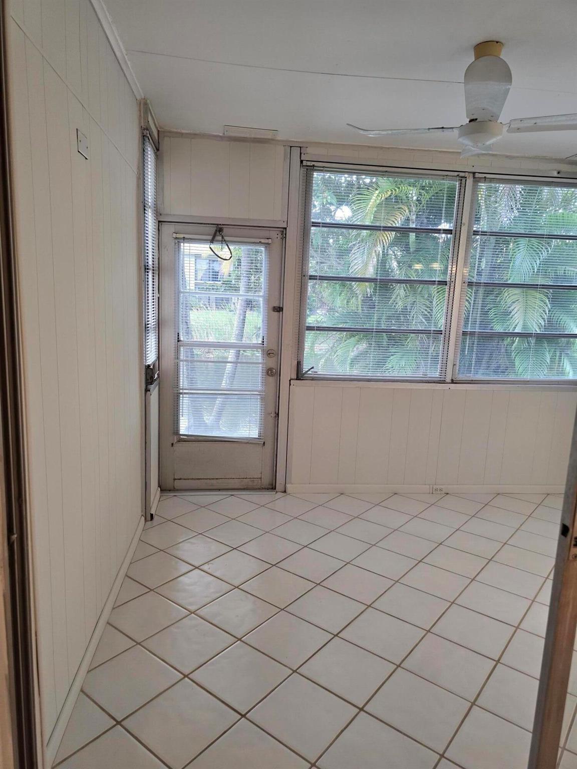 GOLDEN LAKES VILLAGE COND - Residential Lease