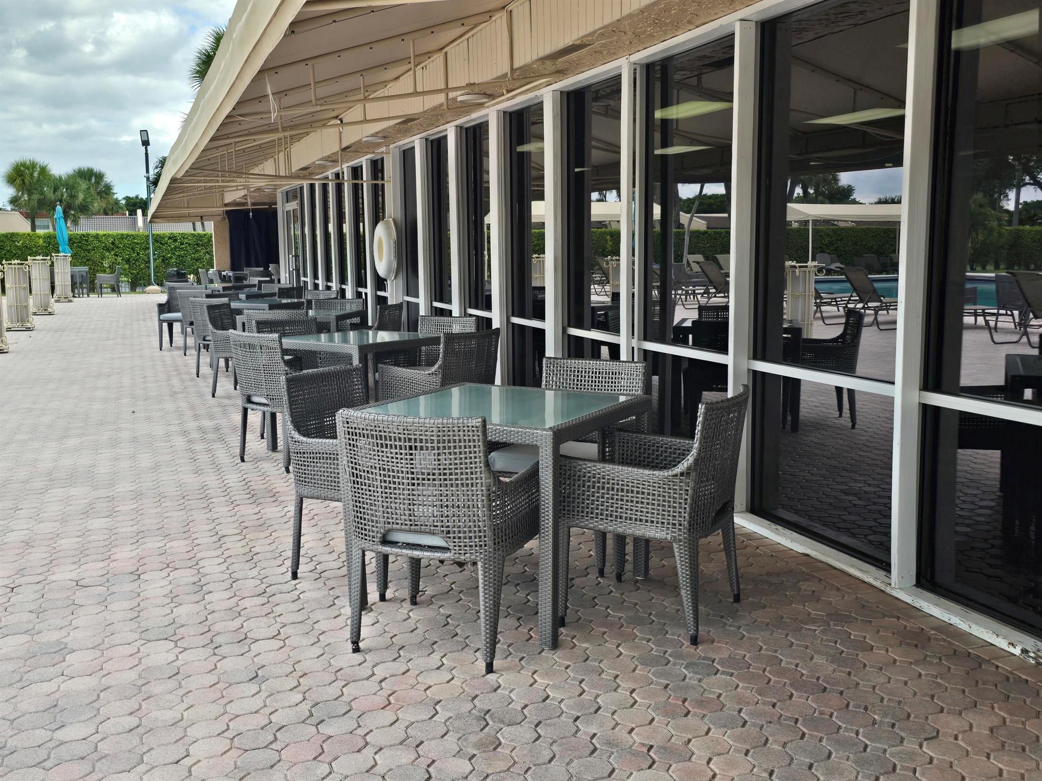 GOLDEN LAKES VILLAGE COND - Residential Lease