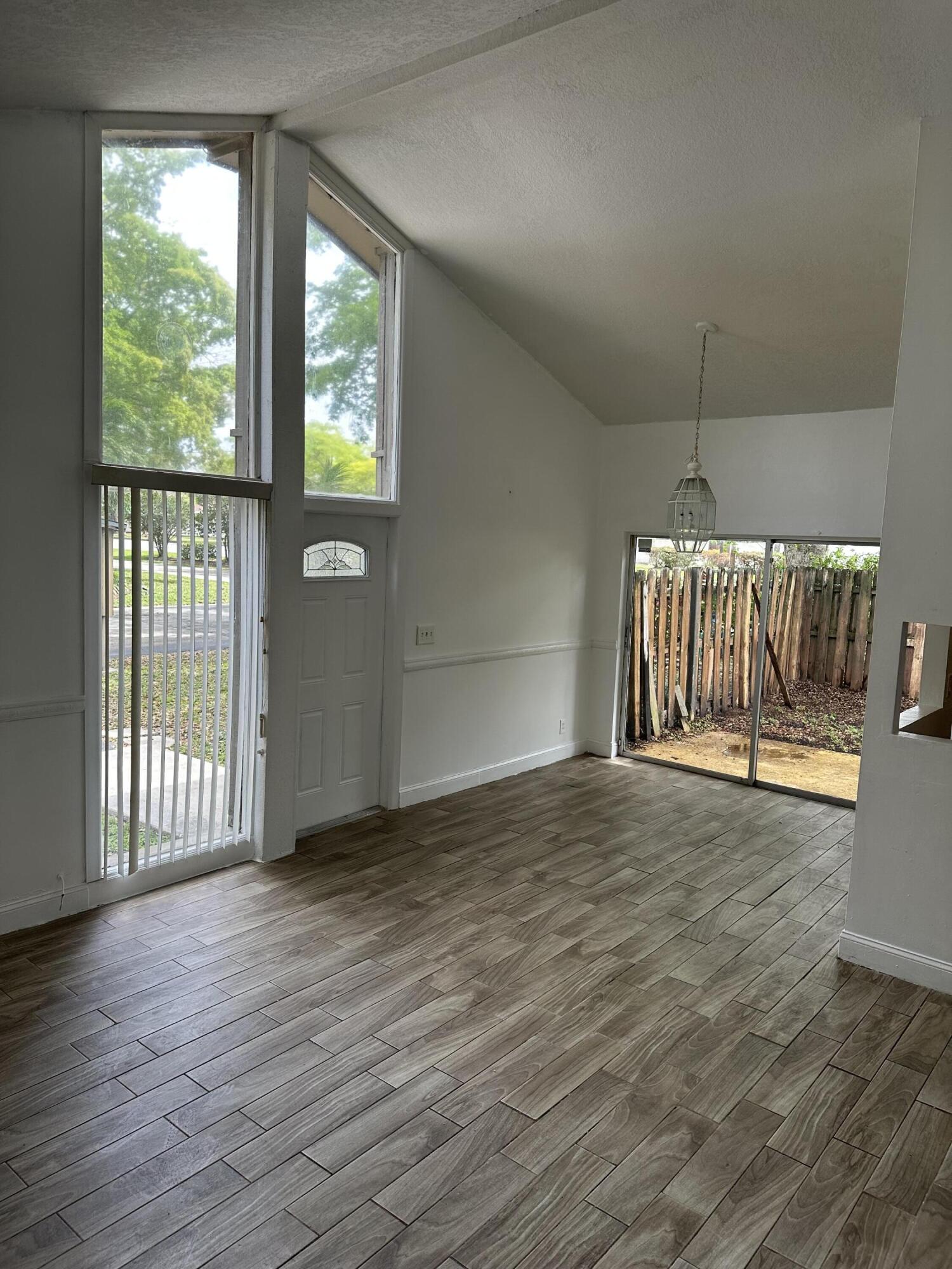 7275 W Sunrise Boulevard 7275l