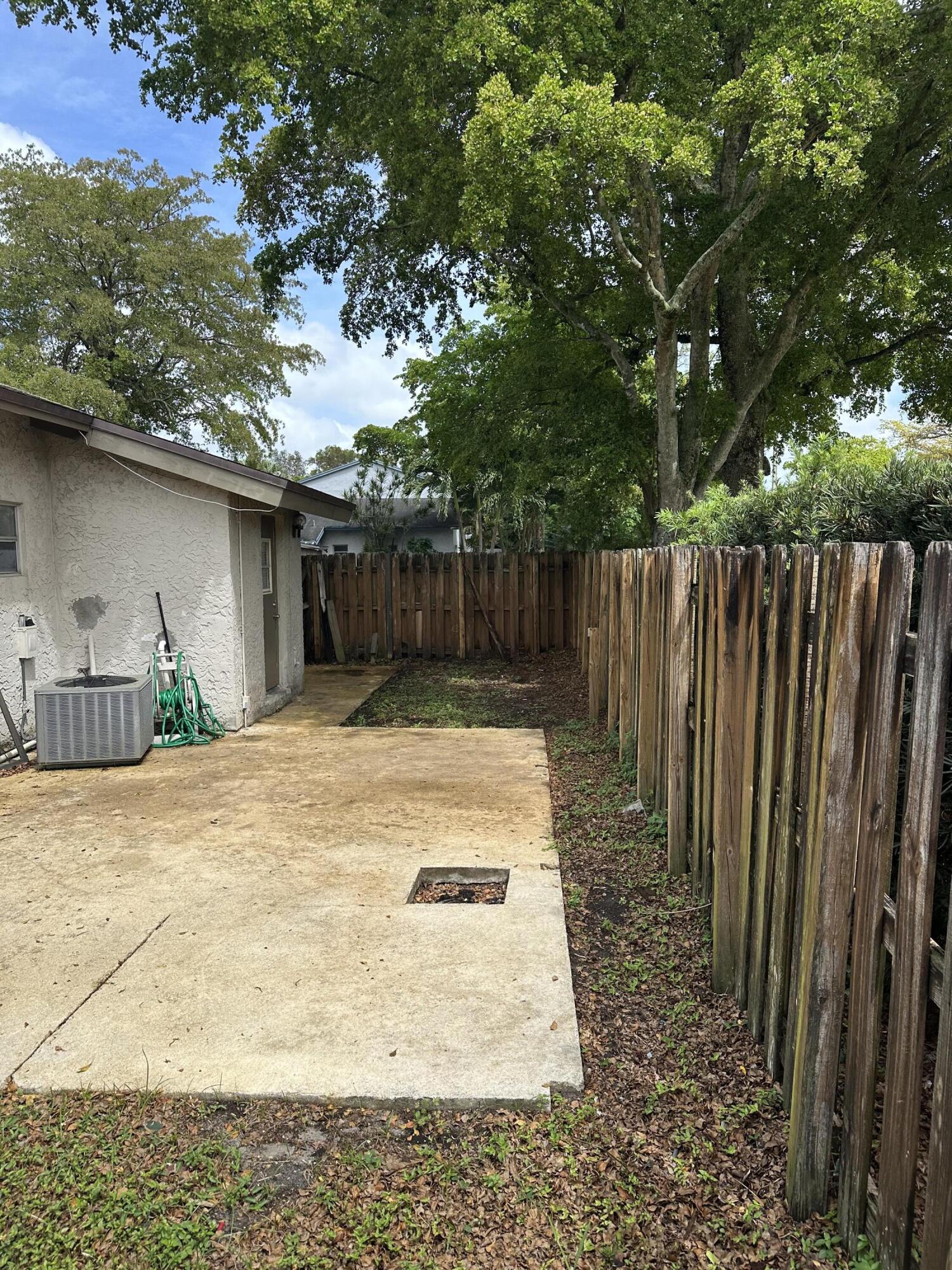 APPLE CREEK - Residential