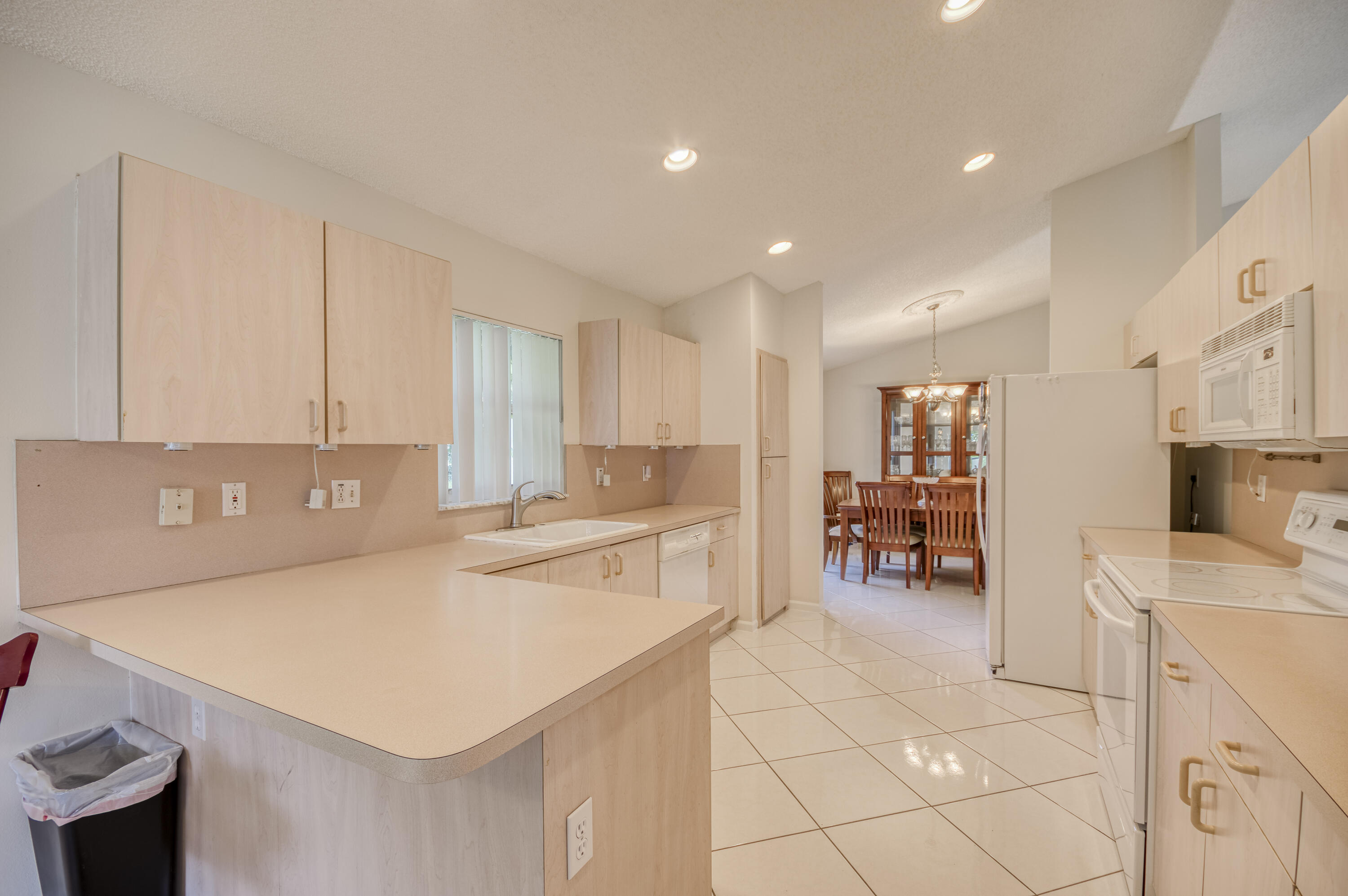 Cypress Lakes - Residential Lease