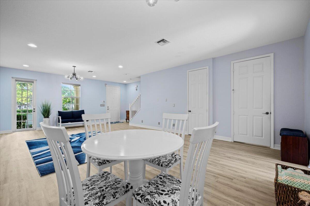 583 Dakota Drive