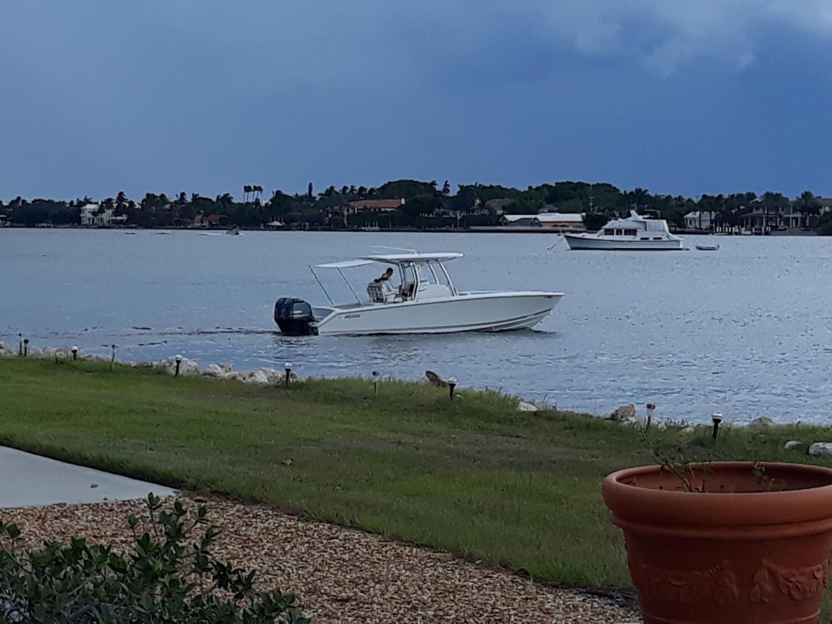 HYPOLUXO HARBOR CLUB CO-OP - Residential Lease