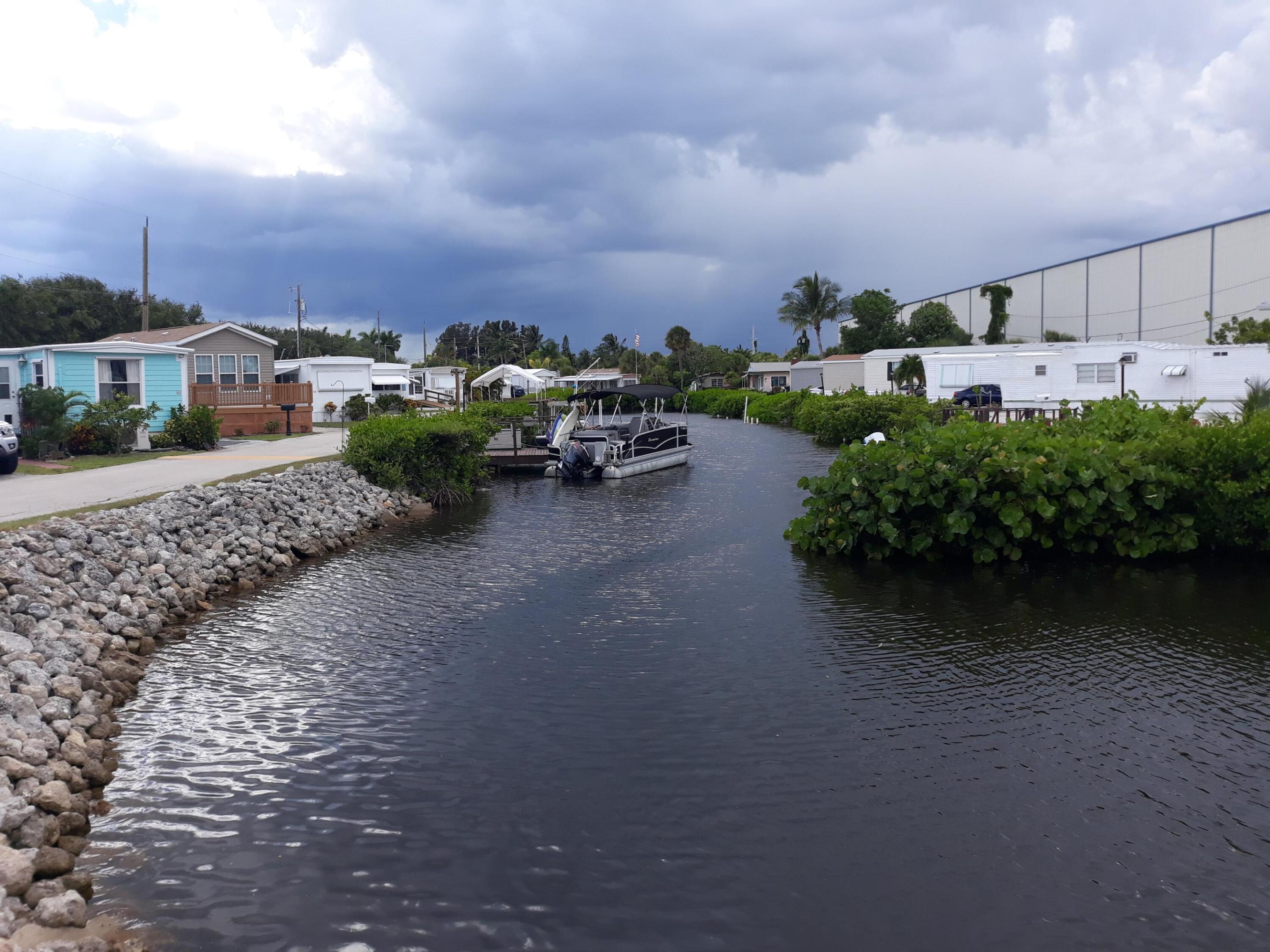 HYPOLUXO HARBOR CLUB CO-OP - Residential Lease