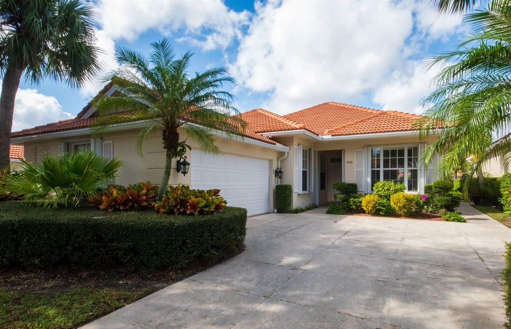 Photo of 619 Rosa Court, Palm Beach Gardens, FL 33410 (MLS # R10948550)