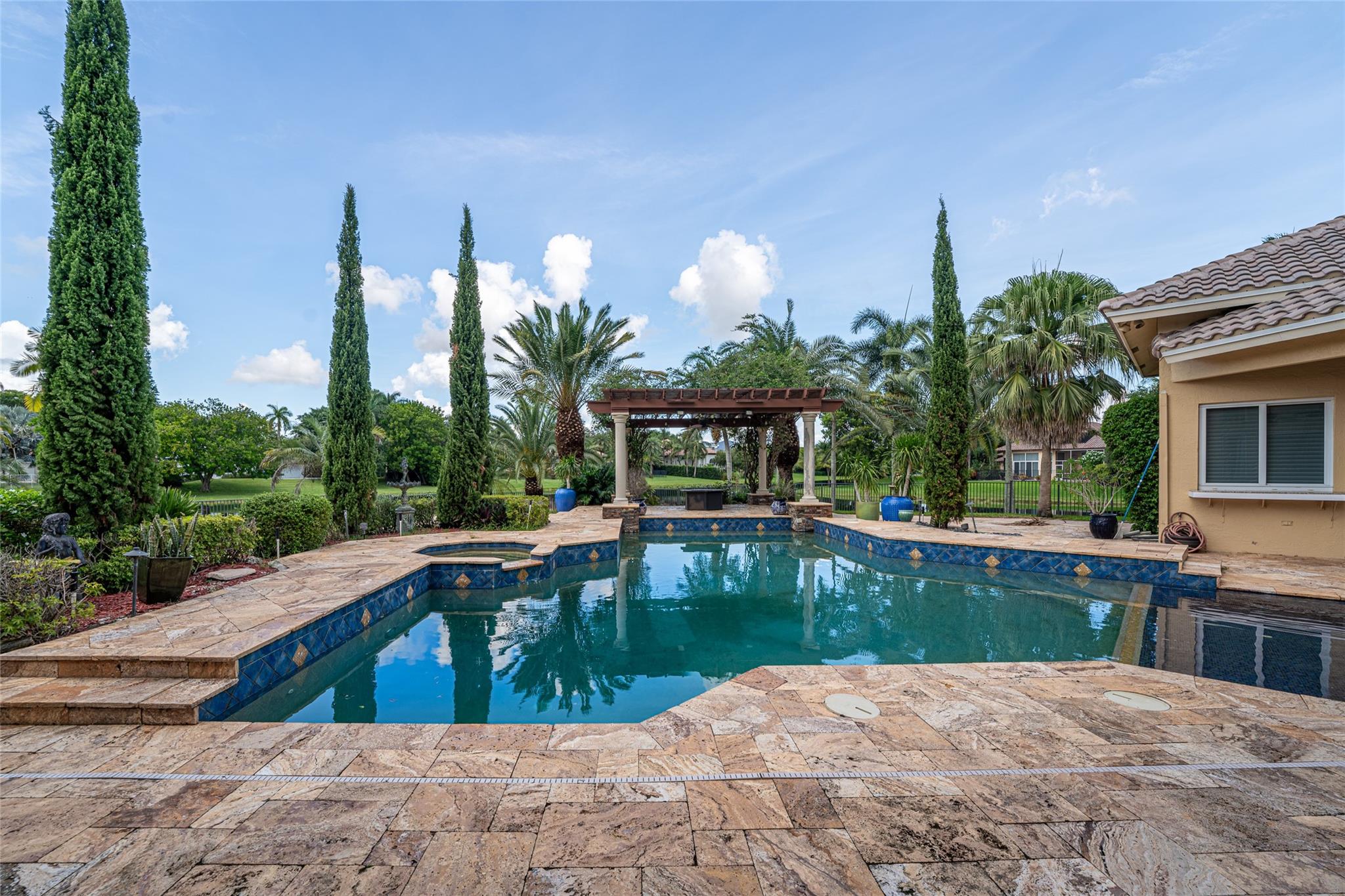 Windmill Ranch Estates - Residential