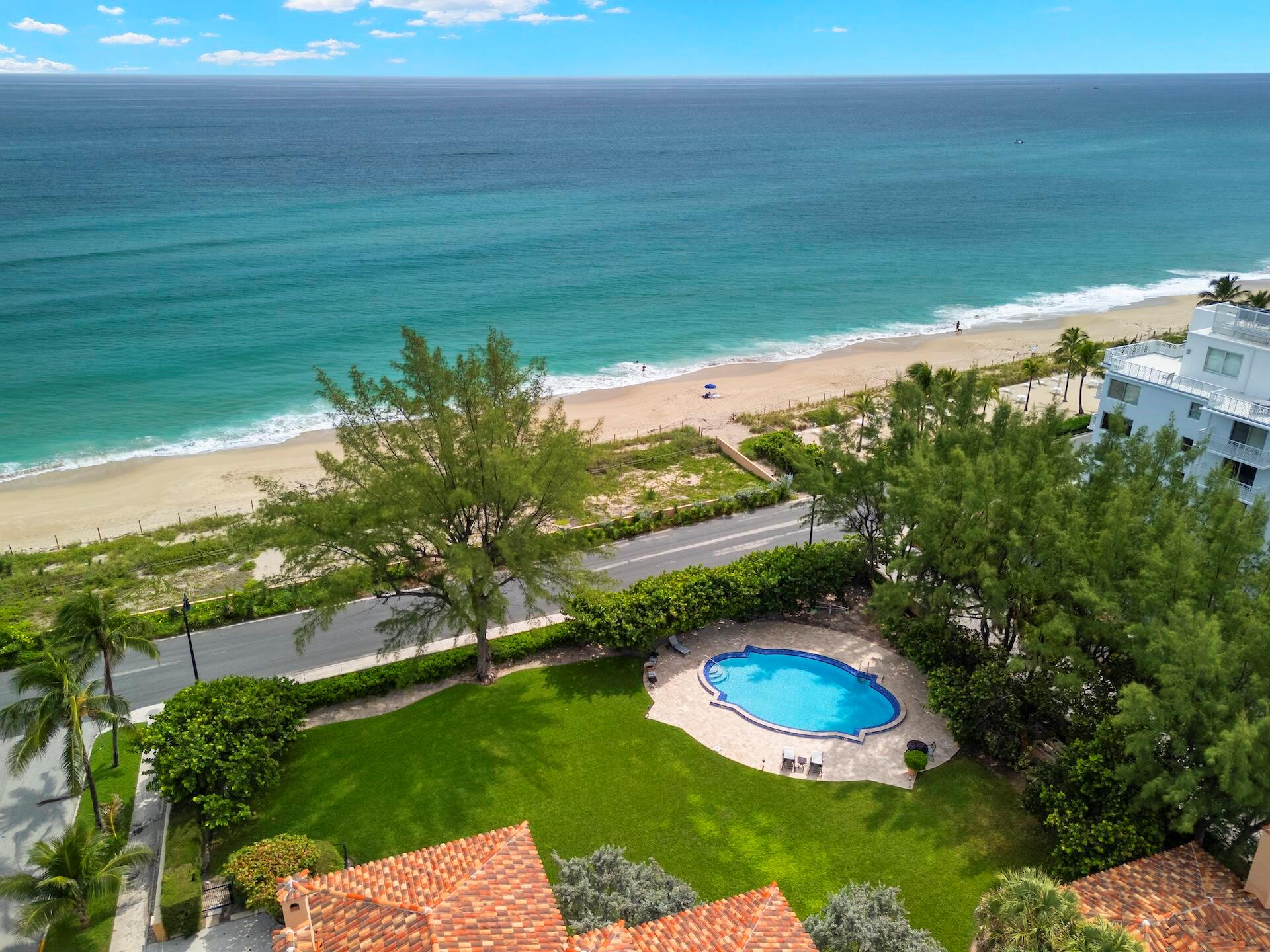 WARDEN HOUSE CONDO - Residential