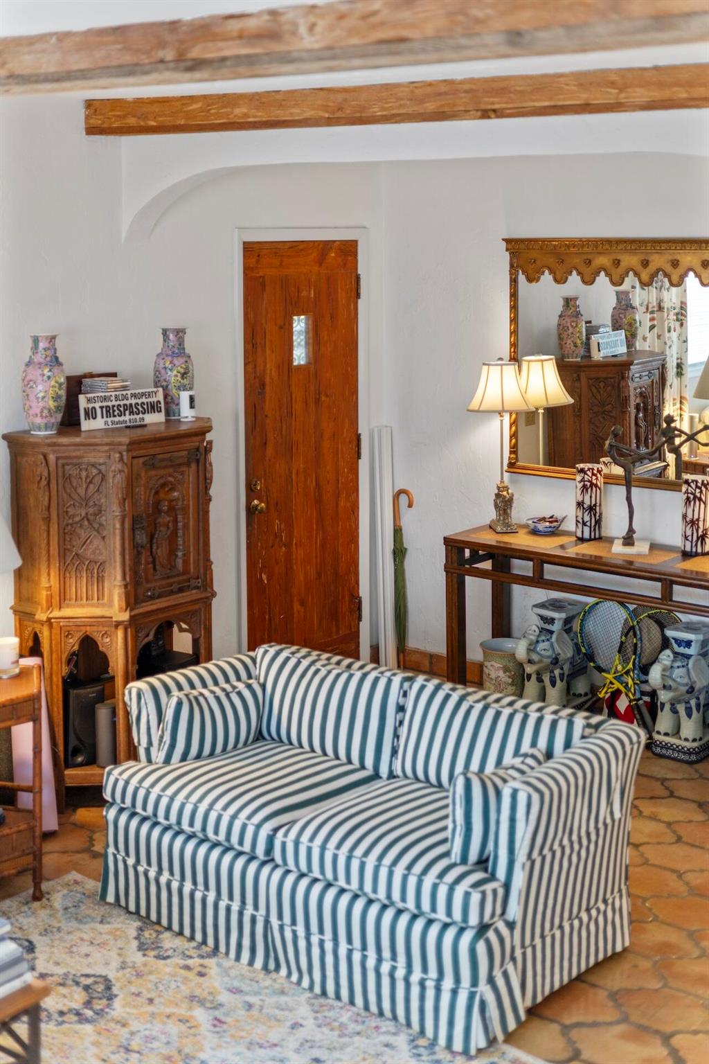 WARDEN HOUSE CONDO - Residential