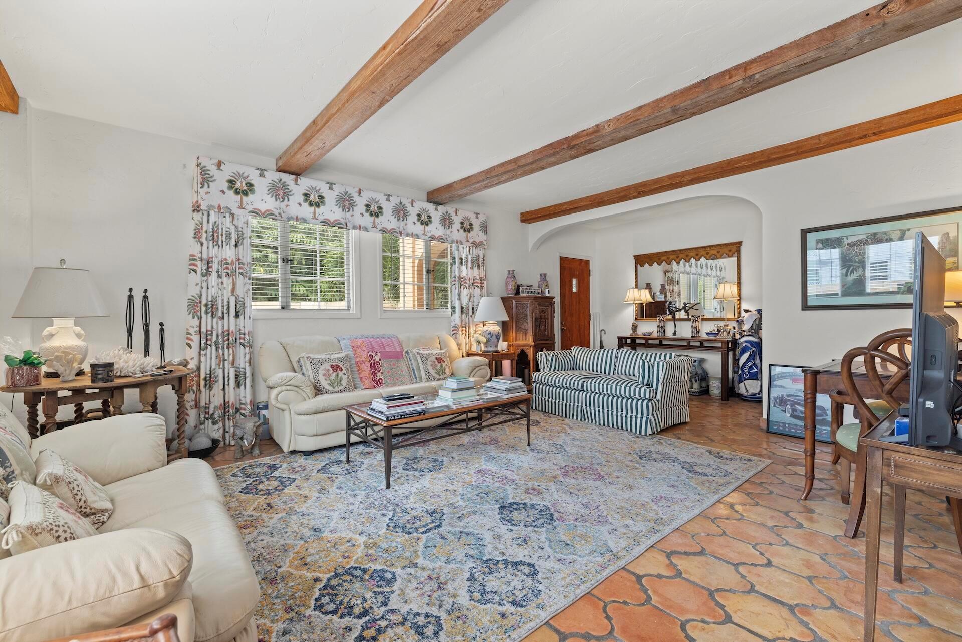 WARDEN HOUSE CONDO - Residential