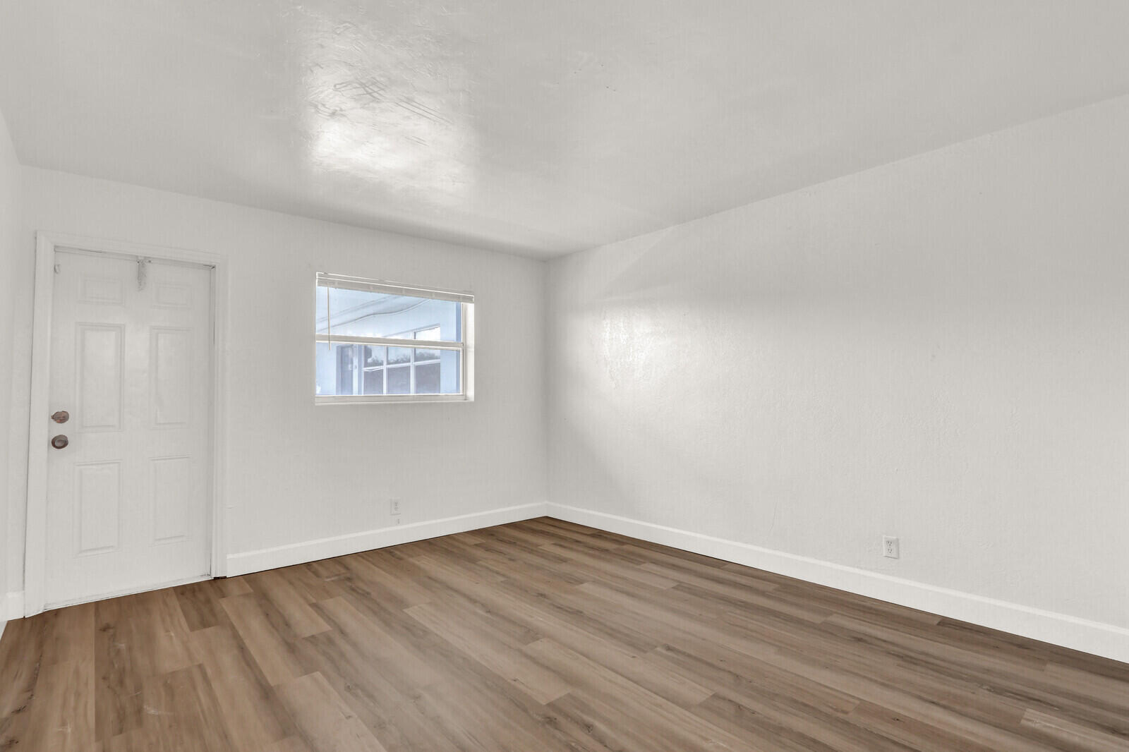 KIRKLINGTON PARK - Residential Lease