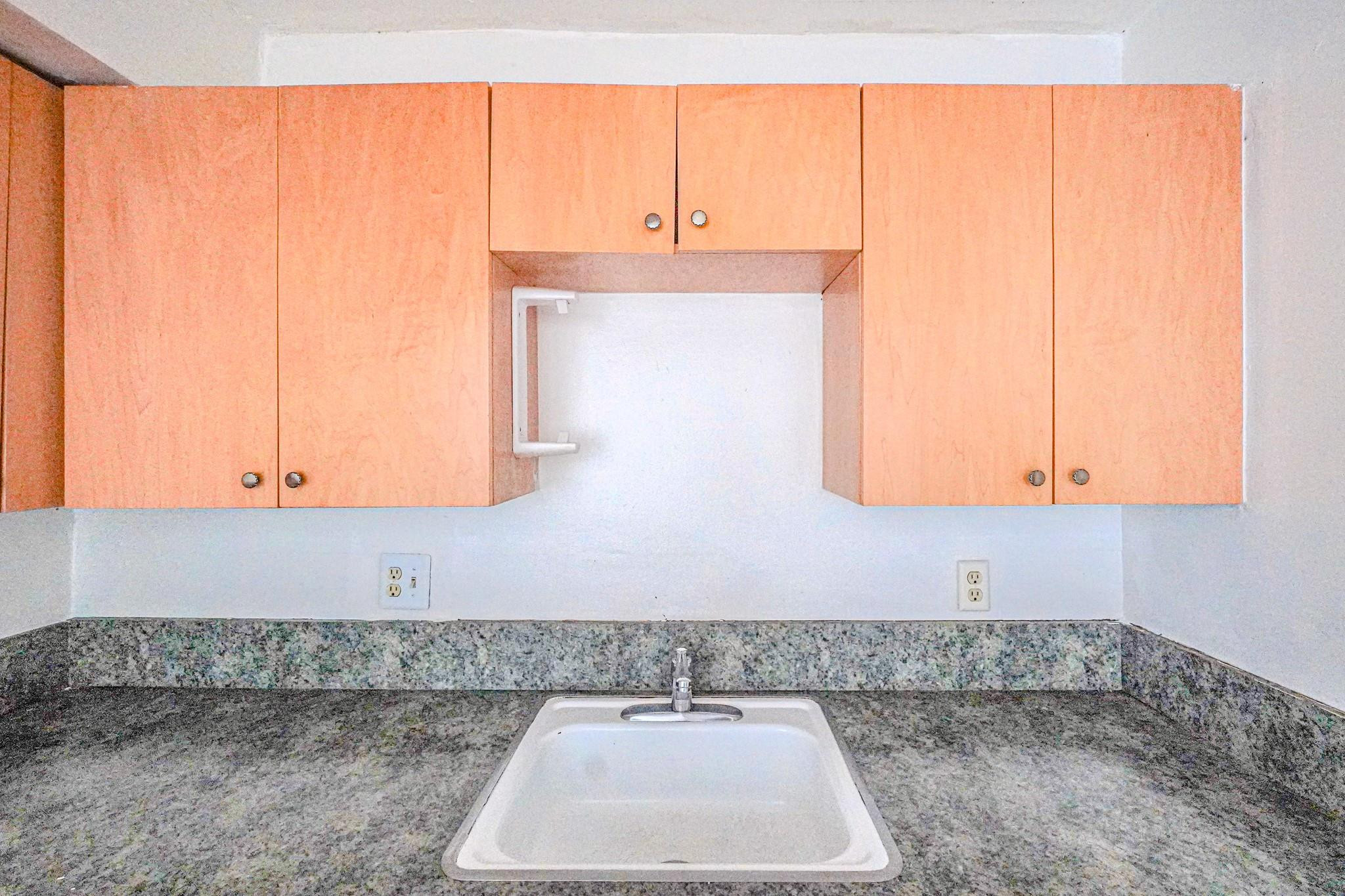 NEWPORT AT LAUDERHILL CON - Residential