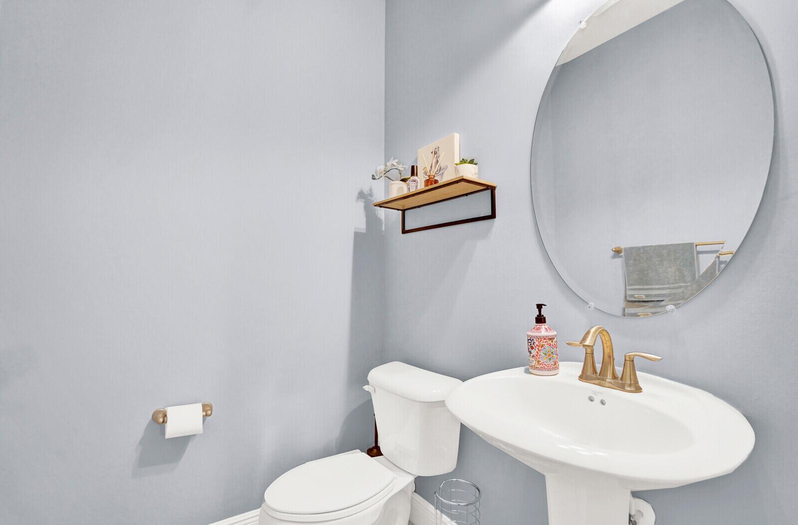 OAKTON PRESERVE - Residential Lease