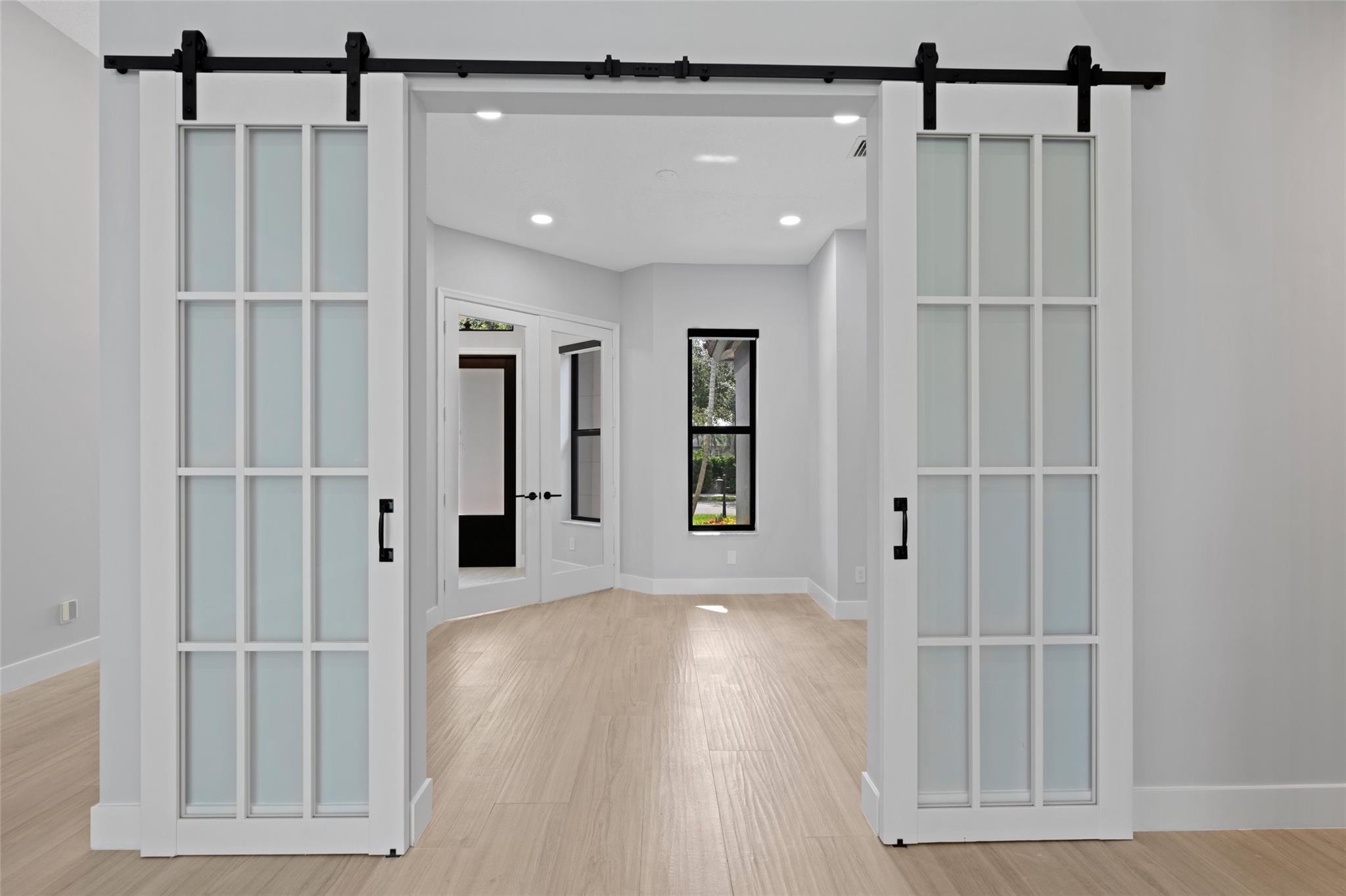 Rolling Hills Golf & Tenn - Residential Lease