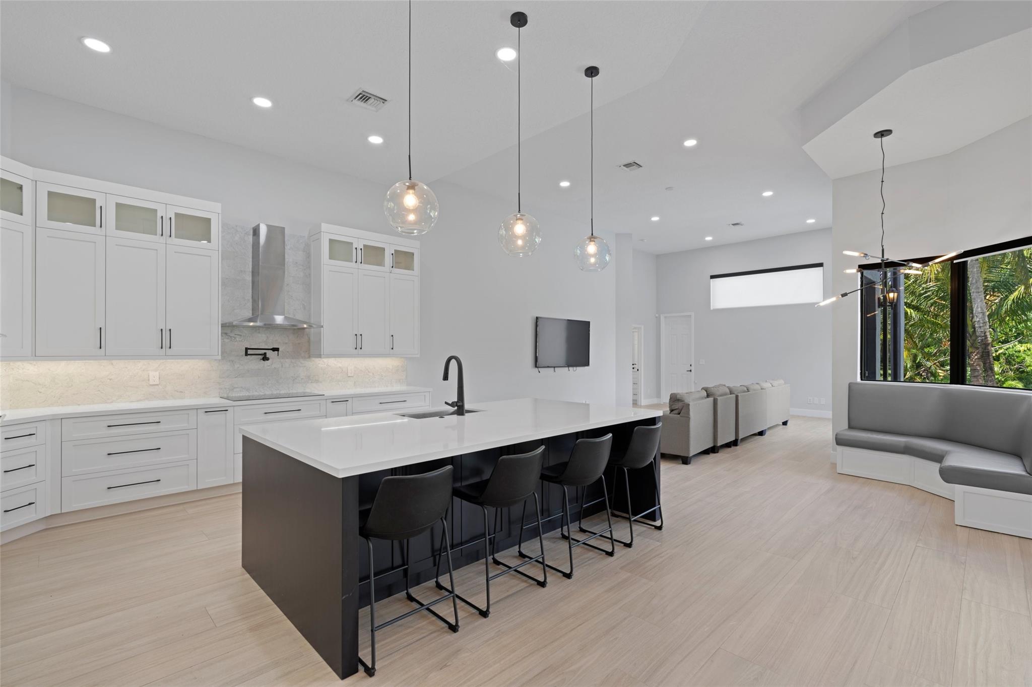 Rolling Hills Golf & Tenn - Residential Lease