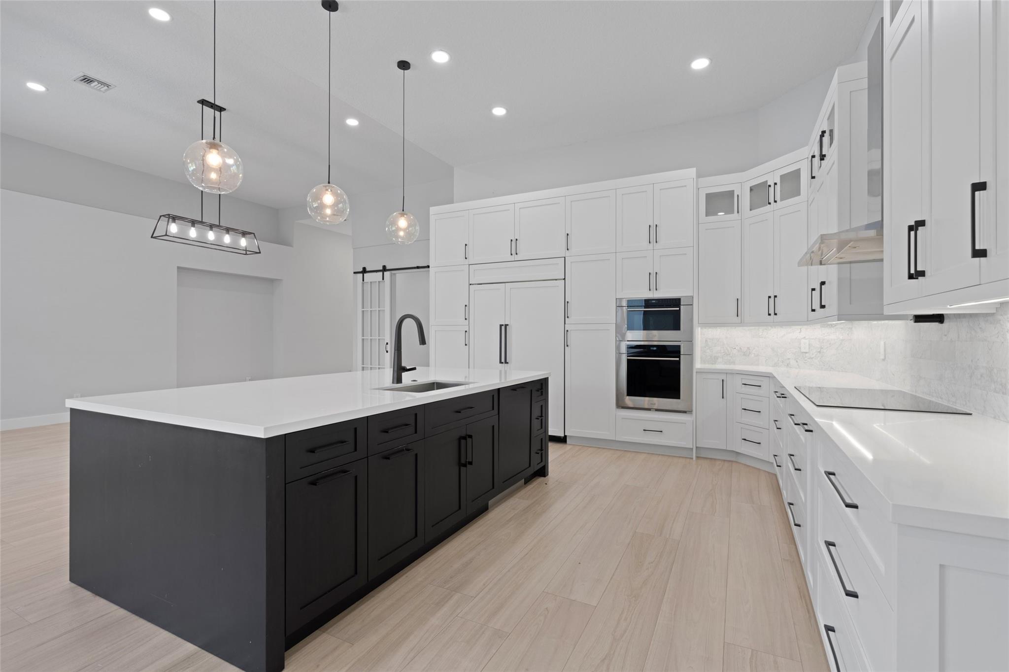 Rolling Hills Golf & Tenn - Residential Lease