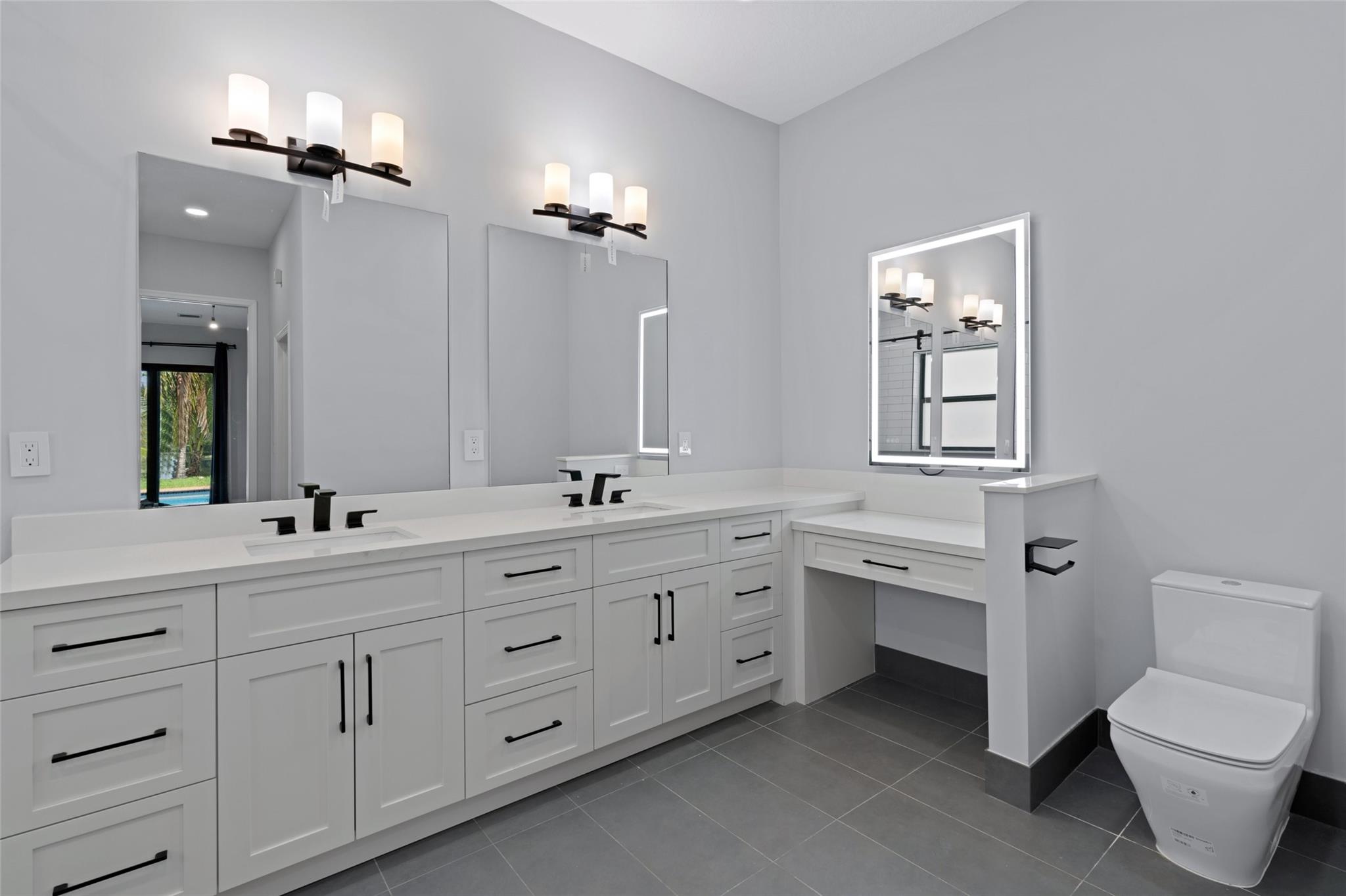 Rolling Hills Golf & Tenn - Residential Lease