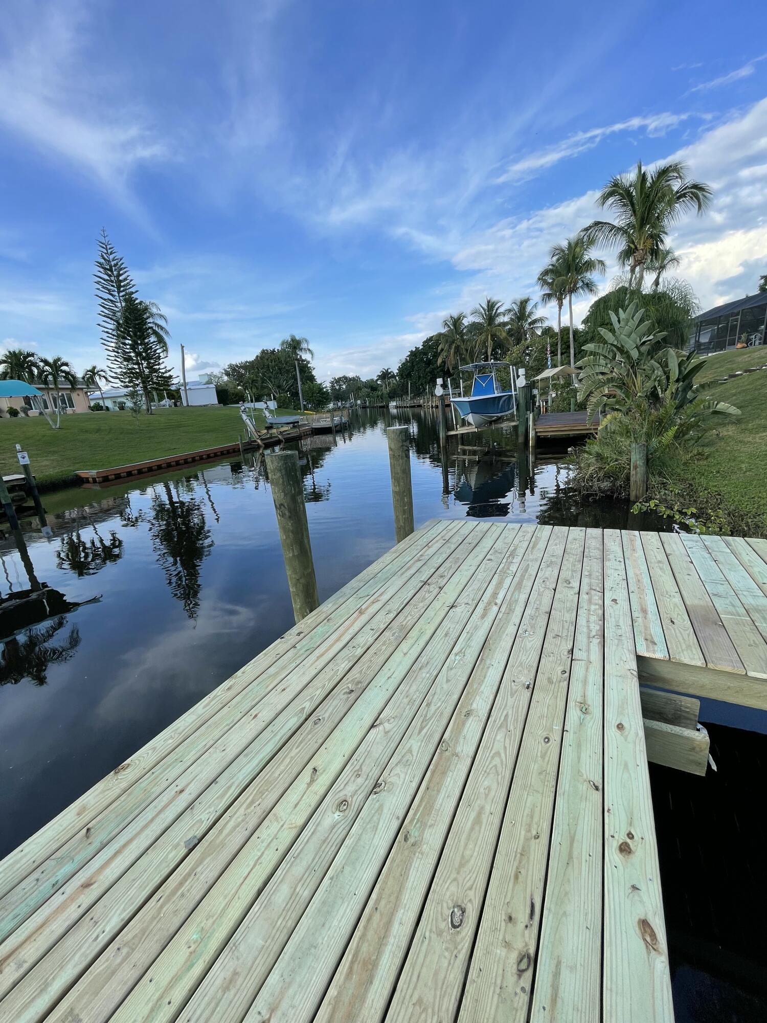 PORT ST LUCIE SECTION 6 - Residential Lease